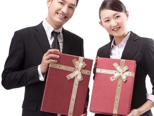 員工福利趨勢！春節客戶關懷定制商務禮品值得關注！